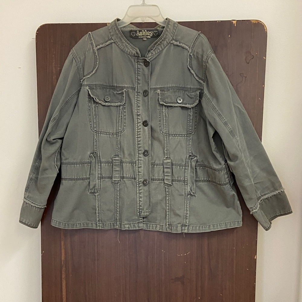 ASHLEY By 26 INTERNATIONAL